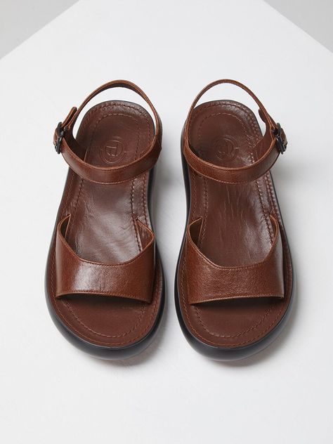 Brown Leather Sandals Women, Vintage Sandals, Shoe Inspo, Barefoot Shoes, Sheep Leather, Swag Shoes, Essential Items, Pretty Shoes, Brown Sandals