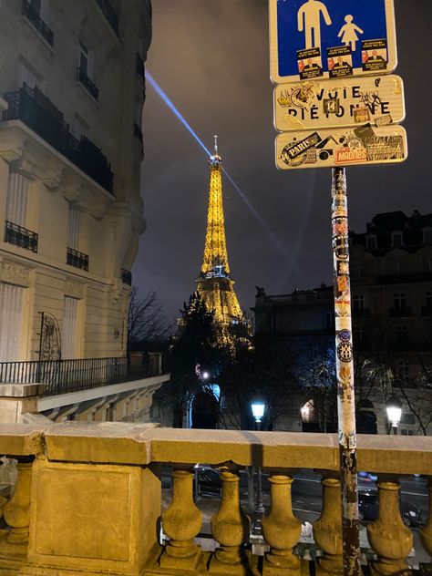 Happy In French, Paris Night Aesthetic, Lost Generation, London Baby, Paris Aesthetic, Dream Places, Paris At Night, Luxury Aesthetic, Paris City