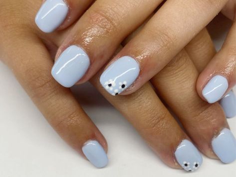 Simple Nail Designs to DIY | IPSY Spring Nails Simple Design, Nail Ideas With Simple Designs, Pretty Nail Inspo Short, Cute Nail Art Ideas For Short Nails, Simple Nail Manicure, Easy Nail Designs Flowers, Simple May Nails Short, Gel Nails Easy Designs, Simple Nails Not Acrylic