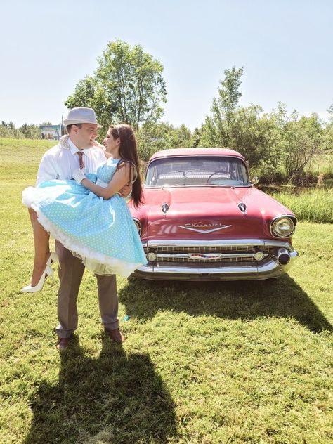 Retro Diner Photoshoot Couple, Retro Diner Photoshoot, 1950s Greaser, 50s Couple, Diner Photoshoot, Rock N Roll Dress, Retro Photoshoot, Pinup Photoshoot, 1950s Photos