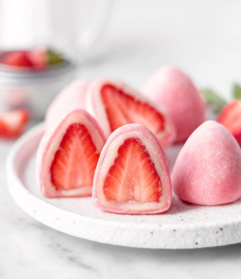 Strawberry Mochi 🍓 Tag someone who would love this! 😘 ... Ingredients Mochi 1/2 cups glutinous rice flour 1/4 cup sugar1 cup water 1/3 cup cornstarch 12 fresh strawberries 2 tsp mix of Beet & Hibiscus flower supercolour powder @suncorefoods (dissolve in 2 tsp water) Strawberry Mochi, Mochi Recipe, Vegan Sugar, Think Food, Bean Paste, Fresh Strawberry, Cute Food, Aesthetic Food, Mochi