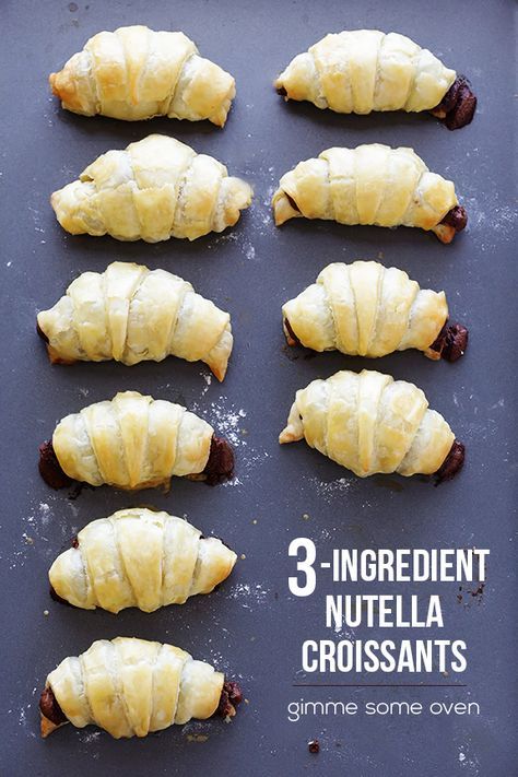 Nutella Stuffed Croissants, Nutella Filled Croissants, Crescent Roll Nutella, Chocolate Filled Croissants, Chocolate Hazelnut Croissant, Croissant Nutella, Nutella Croissant, Nutella Puff Pastry, Breakfast Charcuterie