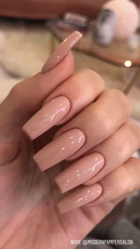 Kylie Jenner Square Nails, Kylie Nails Jenner, Kiley Jenner Nails, Uñas Kylie Jenner, Acrylic Nails Kylie Jenner, Maquillage Kylie Jenner, Jenner Nails, Kylie Nails, Euphoria Nails