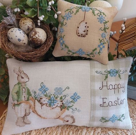 Serenita Di Campagna Trasporto Eccezioale Easter Sampler, Country Cottage Cross Stitch Gallery Ru, Blackbird Designs Gallery.ru, Primrose Cottage Stitches Gallery.ru, Country Cottage Needleworks Gallery.ru, A Mon Ami Pierre Gallery.ru, Needlework Shops, Easter Tags, Easter Wishes