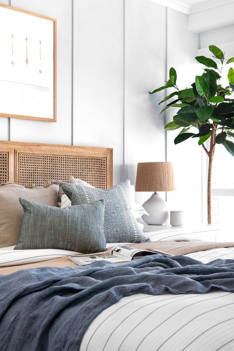 A light, summery renovation for Gold Coast apartment | Home Beautiful Magazine Australia Bright Coastal Bedroom, Masculine Beach Bedroom, Modern Rattan Bedroom, Classic Coastal Bedroom, Minimalist Coastal Bedroom, Coastal Bedrooms Decorating, Bedroom Set Ideas, California Coastal Bedroom, Gold Coast Apartment