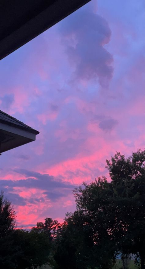 Sunsets Purple, Sunset Purple Aesthetic, Pink And Purple Sky, Sunset Purple, Lavender Sky, Purple Skies, Sky Purple, Purple Skies Aesthetic, Purple Night