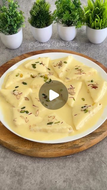 Tres Leches Bread Pudding, Custard Powder Recipes, Shahi Tukda Recipe, Chocolate Biscuit Pudding, Indian Milk, Biscuit Pudding, Milk Dessert, Kitchen Ingredients, Easy Indian Recipes