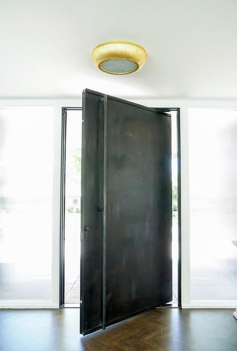 Black Metal Front Door, Industrial Front Doors, Metal Doors Exterior, Modern Entrance Door, Metal Front Door, Steel Front Door, Modern Entrance, Entrance Door Design, Door Design Modern