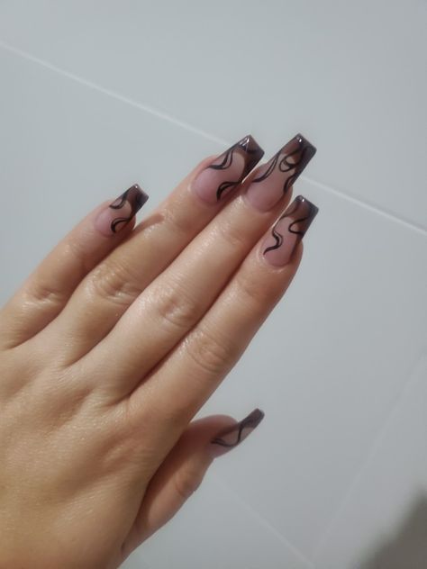 Brown French tip acrylic coffin nails with black squiggle line work art nailart nailinspo nailinspiration frenchtip Frenchdesign French Tip With Abstract Lines, Black Nails With Swirls, Black Squiggly Line Nails, French Tip Acrylic Coffin, Squiggle Nails, Line Work Art, Brown French Tip, Nails With Black, French Tip Acrylics