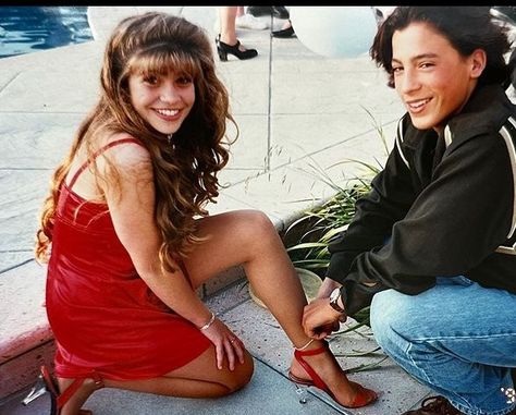 Andrew Keegan an Danielle Fishel Danielle Fishel 90s, Danielle Fishel 90s Hair, Andrew Keegan 90s, Louis And Danielle Campbell, Kelly And Dylan 90210, Danielle Campbell And Daniel Sherman, Andrew Keegan, Upturned Nose, Dylan And Brenda 90210