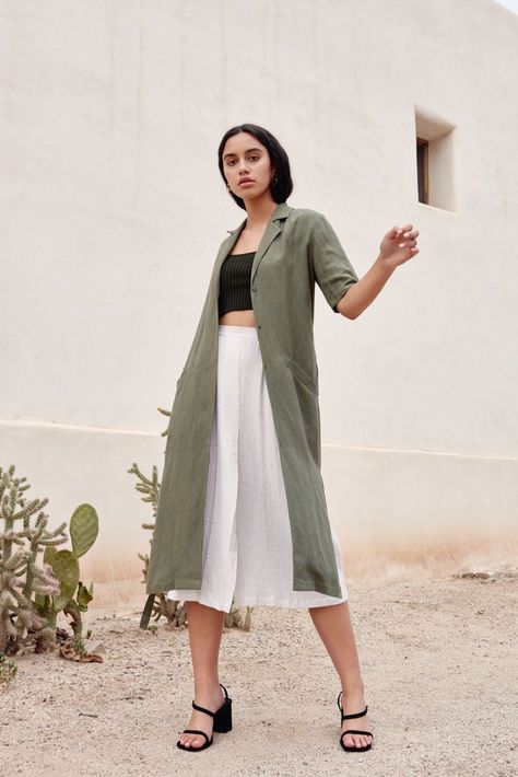 Spring 2018 style with earth tones. Earth Tone Outfits Women, Earth Tone Clothes, Earth Tone Outfits, Earth Tones Fashion, Minimalist Moda, Winter Party Outfit, Earthy Outfits, Grunge Dress, Brunch Outfit