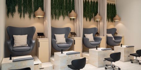 The best London pedicures to book ahead of a holiday Modern Nail Salon, Spa London, Shoreditch House, Nail Station, Salon Pictures, Chic Nail Art, Nail Art Salon, Best Nail Salon, Modern Nails