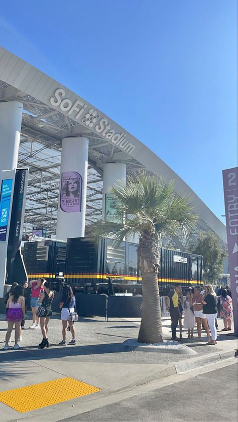 Eras Tour Sofi Stadium, Stadium Tour Aesthetic, Concert Scrapbook, Los Angeles Night, Raymond James Stadium, Sofi Stadium, Stadium Lighting, Swift Concert, Taylor Swift Web