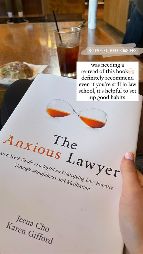 Books About Lawyers, Books For Lawyers Law Students, Must Read Books For Law Students, Books Lawyers Should Read, How To Be A Lawyer Tips, Books To Read For Law Students, Books To Read Before Law School, Romanticizing Law School, Lawyer Tips Law Students