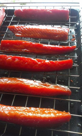 Candied Salmon Recipe, Candied Salmon, Smoked Salmon Brine, Smoked Trout Recipe, Smoked Fish Recipe, Smoky Salmon, Salmon Belly, Grilled Seafood Recipes, Trout Recipes