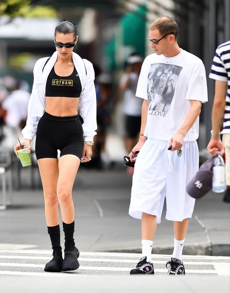 Bella Hadid And Marc Kalman, Marc Kalman, Apartment In New York, Bella Hadid Outfits, Bella Hadid Style, Hadid Style, August 9, Bella Hadid, Muse