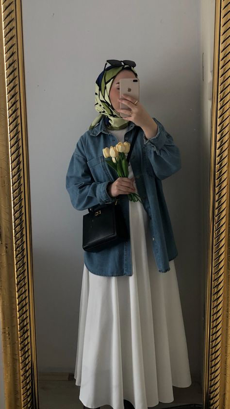 #hijab #hijabstyle #hijaboutfit #mirrorselfies Muslimah Fashion Casual, Skirt Outfit Summer, Casual Work Outfits Women, Modest Fashion Hijab, Muslim Outfits Casual, Hijabi Fashion Casual, Hijabi Outfits Casual, Muslim Outfits, Muslim Fashion Outfits