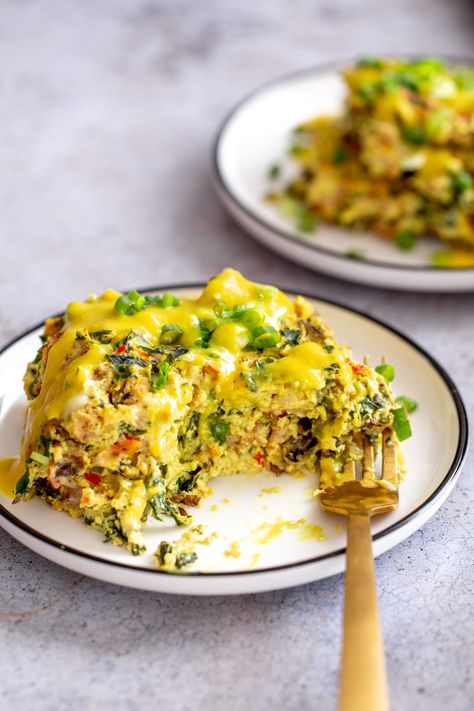 This Vegan Egg Casserole is loaded with veggie goodness baked in one pan along with vegan "egg" made from blended tofu. Mushrooms add a touch of earthy flavor and satisfying savoriness to this vegan breakfast casserole. Serve with a quick vegan hollandaise. #breakfast Breakfast Casserole Vegan, Baked Egg Casserole, Vegan Hollandaise, Vegan Cashew Cheese Sauce, Vegan Hollandaise Sauce, Egg Bake Casserole, Benedict Casserole, Casserole Vegan, Eggs Benedict Casserole