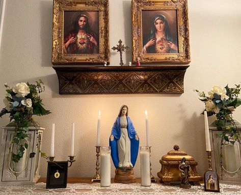 Christian Shrine Home Altar, Oratory Catholic Home Altar, Small Altar Design Home Catholic, Alter Design For Home Catholic, Catholic Altar Home Ideas, Home Altar Catholic Beautiful, Alter Setup, Catholic Home Altar Ideas Living Rooms, Mausoleum Design