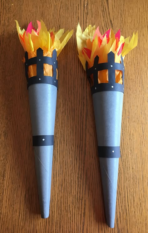 Castle Torch craft Kingdom Vbs, Viking Party, Knight Party, Medieval Party, Castle Decor, Vbs Themes, Dragon Birthday, Dragon Party, Vbs Crafts