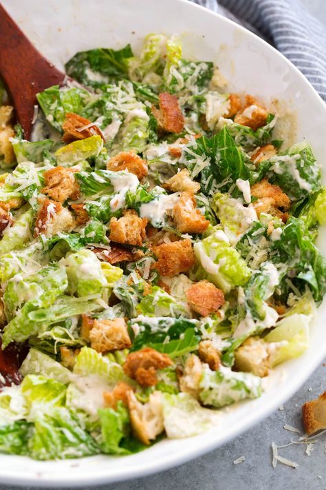 Homemade Caesar Salad Dressing, Rick Stein, Super Salads, Resep Salad, Caesar Salad Dressing, Caesar Salad Recipe, Salad Kits, Salad Recipes Video, Chicken Caesar Salad