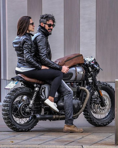 Triumph Scrambler Custom, Scrambler Moto, Triumph Street Scrambler, Triumph Moto, Custom Bikes Cafe Racers, Scrambler Custom, Triumph Bikes, Triumph Bobber, Мотоциклы Cafe Racers