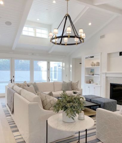 Hamptons Lounge, Hamptons House Interior, Hamptons Style Living Room, Hamptons Living Room, Brooke Wagner Design, Brooke Wagner, Hamptons Interior, Hampton Home, Styl Hampton