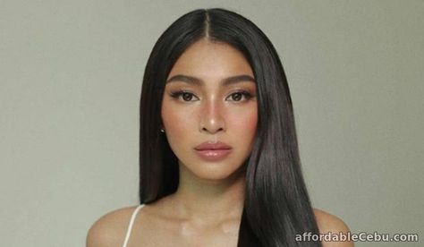 Nadine Lustre Makeup, Filipino Makeup, Filipino Actress, Nadine Lustre, Drag Makeup, Glowing Makeup, Day Makeup, Tv Host, A Tv