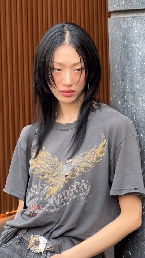 Sora Choi Street Style, Street Hairstyle, Sora Choi, Models Backstage, Model Inspo, Haircuts Straight Hair, Model Aesthetic, Trending Haircuts, Famous Girls