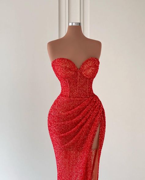 Md Dresses, Two Piece Evening Dresses, Mint Green Prom Dress, Burgundy Homecoming Dresses, Second Dress, Carpet Ideas, Dress Business, Prom Dresses Long Mermaid, Red Dresses Classy