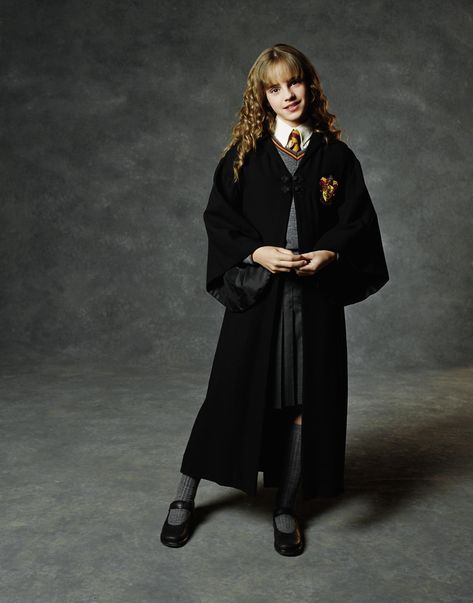 Growing up Granger - Gallery | eBaum's World Hermione Granger Halloween, Harry Potter Fancy Dress, Hermione Granger Costume, Hermione Costume, Hermione Granger Outfits, Ron Y Hermione, Emma Watson Harry Potter, Harry Potter Hermione Granger, Harry Potter Cosplay