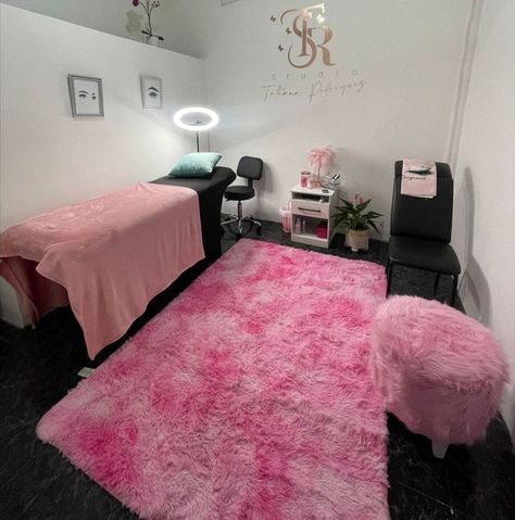 Lash room, lash room ideas, lash room inspo, lash tech, lashes, estitician, pink and black lash room, pink and black Pink Esthetician Room Ideas, Lash Room Decor Pink, Lash Room Inspo Pink, Lash Room Inspiration, Lash Tech Room Ideas At Home, Pink Esthetician Room, Pink Lash Room, Lash Room Aesthetic, Lash Tech Room Ideas