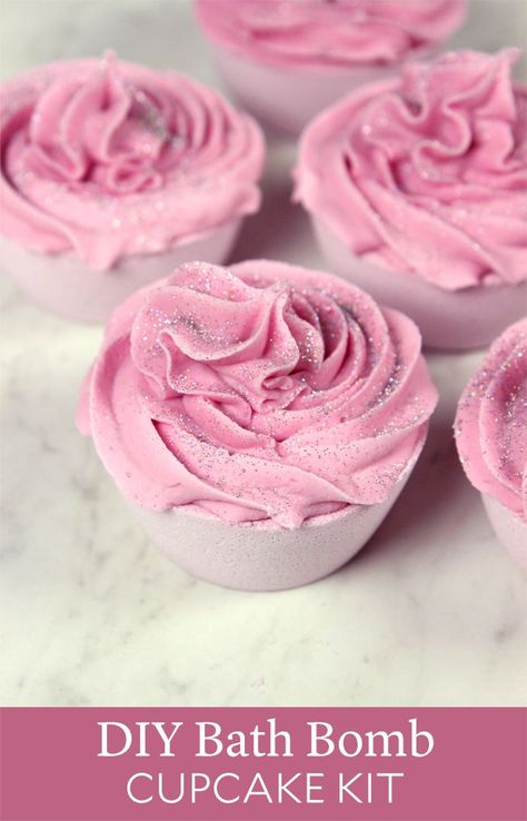 Electric Lemonade, Cupcake Project, Diy Bath Bomb, Shower Melts, Soap Queen, Săpunuri Handmade, Salt Scrubs, Lemonade Cocktail, Cupcake Soap