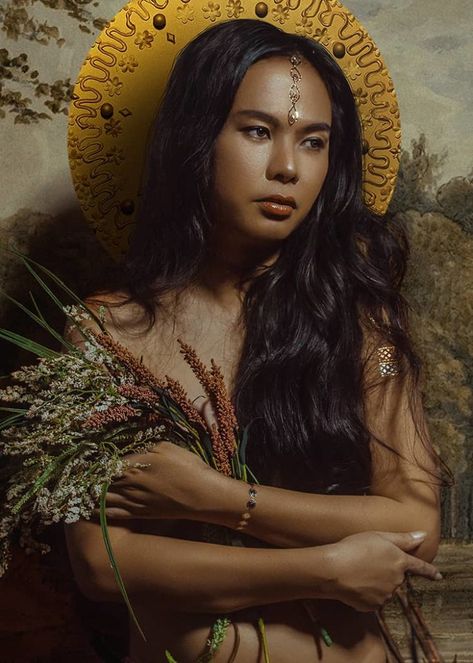 LOOK: Filipino artists present local ‘queering myths’ in photo project – Manila Bulletin Philippine Mythology, Filipino Art, Philippine Art, Philippines Culture, Filipino Culture, Cultural Festival, Gold Disc, Southeast Asian, Photo Projects