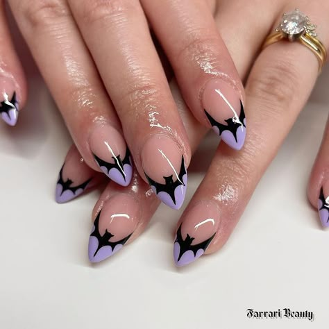 Red Nail With Black Tip, Witchy Nail Designs Short, Bats On Nails, Bat French Tip Nails, Cat Eye Halloween Nails, Minimal Halloween Nails, Fall Nail Designs Almond, Square Nail Art, Sticker Nails