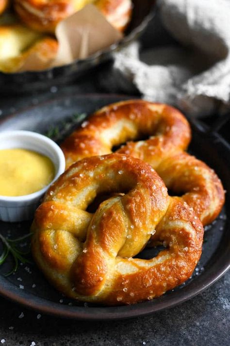 Velveeta Cheese Sauce, Baked Pretzels, Pretzel Dough, Pretzel Recipe, Soft Pretzel Recipe, Auntie Annes, Baking Soda Bath, The Seasoned Mom, Make From Scratch