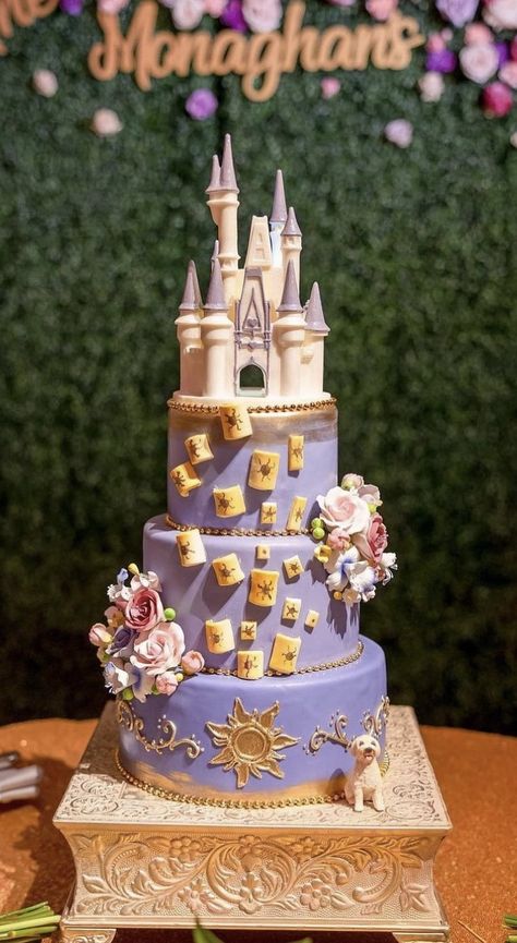 Tangled Sweet 16 Cake, Sweet 16 Party Ideas Tangled, Tangled Rapunzel Sweet 16, Rapunzel Themed Sweet 16, Tangled Sweet 16 Theme, Rapunzel Theme Quinceanera, Tangled Themed Sweet 16, Tangled Theme Birthday, Pastel Rapunzel