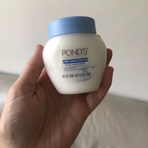 Reviewed: Pond's Dry Skin Cream Keeps Daily Hydration Simple Ponds Dry Skin Moisturizer, Ponds Cream Skincare, Ponds Face Cream, Ponds Cream, Ponds Skin Care, Dry Skin Cream, Ponds Cold Cream, Small Pimples, Facial For Dry Skin