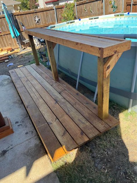 Privacy Wall For Pool, Poolside Table Above Ground, Pool Diy Accessories, Above Ground Pool Table Diy, Diy Poolside Table, Diy Above Ground Pool Bar, Above Ground Pool Side Table, Poolside Bar Above Ground, Pool Side Table Above Ground