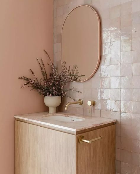 Peach Toilet, Peach Bathroom Ideas, Small Ensuite Ideas, Colorful Small Bathroom, Coloured Bathroom, Square Toilet, Peach Bathroom, Abi Interiors, Color Of The Year 2024