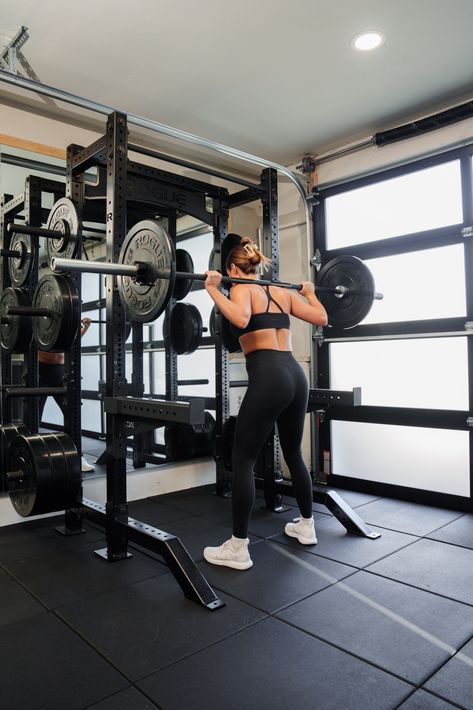 Squat rack tips and general etiquette to help you navigate the gym safely and effectively! Watch this quick tutorial... Traveling Pregnant, Energy Bites Healthy, Benefits Of Strength Training, Basal Metabolic Rate, Pregnancy Guide, Lean Muscle Mass, Squat Rack, Fast Metabolism, How To Eat Less