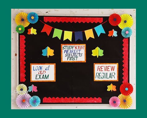 Decoration Ideas For Notice Board, Display Borders Classroom Decor, Borders Design For Bulletin Boards, Border For Notice Board, Borders For Board Decoration, Easy Border Designs For Bulletin Boards, Creative Borders For Bulletin Boards, Borders For Soft Board Decoration, Hindi Board Decoration Ideas