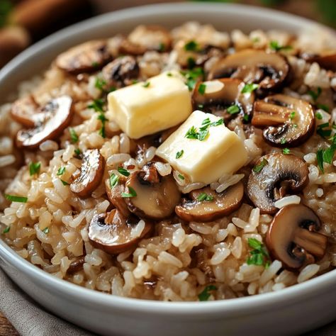 Ultimate Savory Mushroom Rice | Rich And Flavorful Side Dish - My Home Made Recipe Creamy Mushroom Rice Recipes, Risotto Recipes Mushroom, Rice And Mushroom Recipes, Broccoli Mushroom Rice, Mushroom Soup Rice, Rice Mushroom Casserole, Recipes With Brown Rice, Rice Maker Recipes, Pesto Rice Recipes