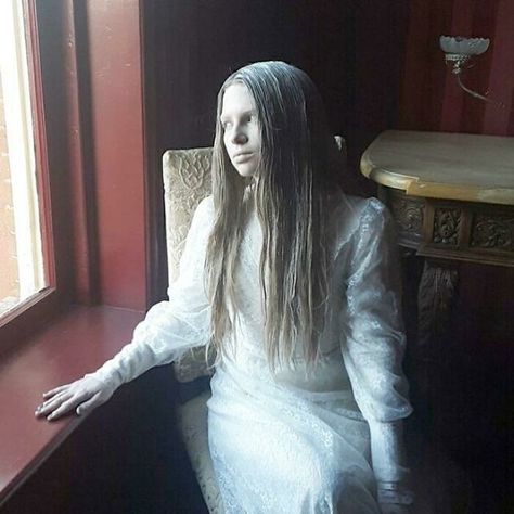 I Was A Victorian Ghost For Halloween Ghost Girl Costume, Adams Family Halloween, Victorian Ghost, Ghost For Halloween, Quick Costumes, Ghost Of Christmas Past, Scary Halloween Costume, Ghost Costume, Halloween Series