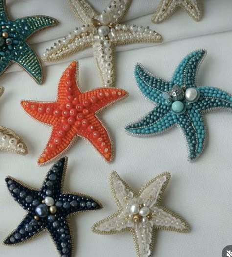 Beaded Embroidery Tutorial, Beaded Embroidery On Fabric, Flat Stitch Beading, Wedding Gift Embroidery, Starfish Embroidery, Beaded Starfish, Bead Brooch, Seed Bead Jewelry Patterns, Fish Beads