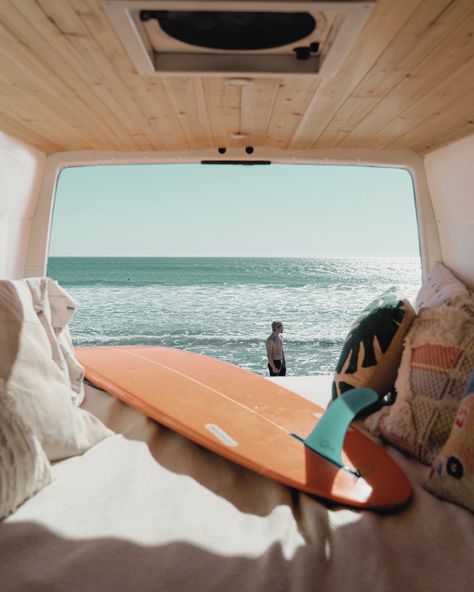 On the road & ready to ride the waves 🏄‍♂️🚐 Whether by van or bike, the adventure never stops. 🌊 Where are you heading next for your surf sesh? 🌞✨ . . . 📷 DM for credits 🌴 Follow us @floatingfromshore . . . . . #SurfAdventure #SurfOnTheMove #VanLife #BikeAndSurf #WaveChaser #TravelAndSurf #SurfboardsOnTheGo #BeachBound #CoastalJourney #OceanLovers #SurfCulture #SaltLife #TropicalVibes #BeachVibes #Wanderlust #RoadToWaves #SurfAddict #ChasingWaves #OceanDreaming #GoodVibesOnly #SurfLife #is... Surf Van, Surfer Lifestyle, Motivational Board, Surf Aesthetic, Pro Surfers, Surf Life, Salt Life, Surf Style, Tropical Vibes