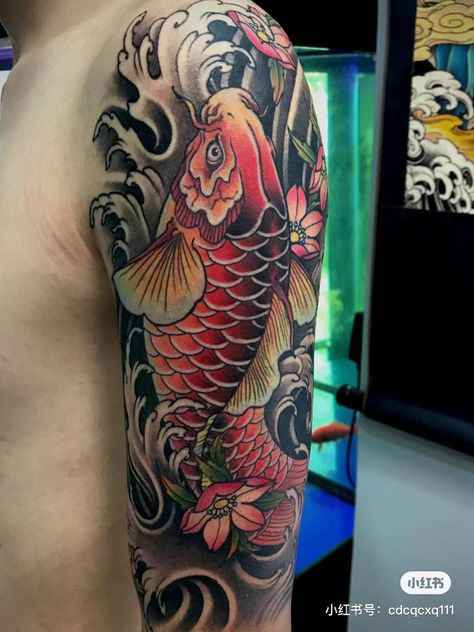 Koi Fish Tattoo Design Colored, Job Tattoo, Japanese Fish Tattoo, Koi Dragon Tattoo, Samurai Tattoo Sleeve, Tato Maori, Japanese Koi Fish Tattoo, Carp Tattoo, Koi Tattoo Sleeve