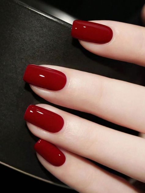 Red Nail Varnish, Chrome Designs, Kutek Disney, Nagel Tips, Casual Nails, Burgundy Nails, Red Nail, Fall Nail Art, Stick On Nails