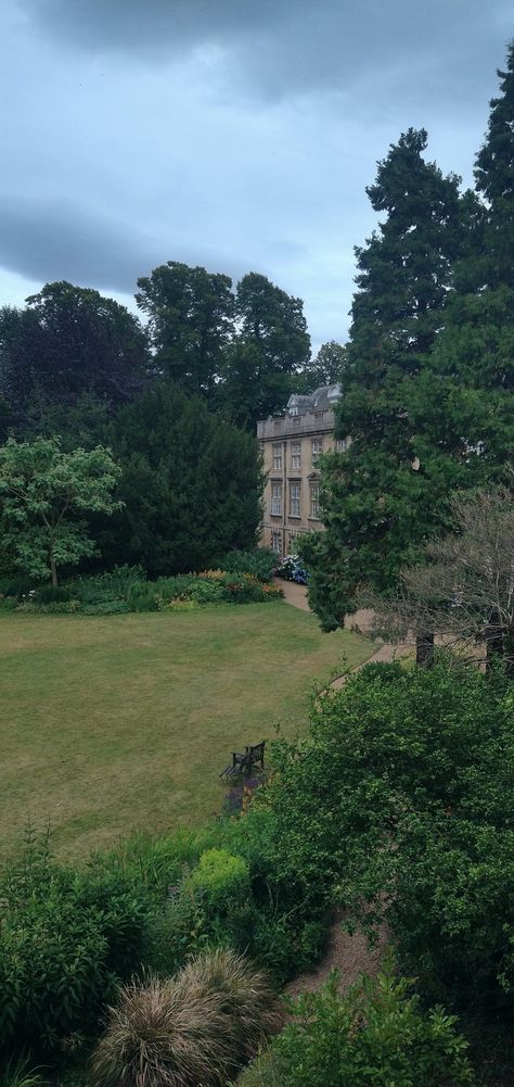 Christ's college, Cambridge, university, dorm room, student accommodation, summer, aesthetic Cambridge Student Aesthetic, University Dorm Room, Summer In England, Cambridge Student, Uni Dorm, University Dorm, University Dorms, Room View, Student Accommodation