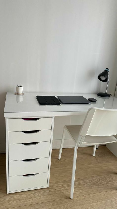 Minimal Study Table, Drawers Aesthetic, Desk Setup Study, Floor Mirror Decor, Ikea Office Inspired, Small Apartment House, Ikea Inspired Bedroom, Ikea Drawers, Room Organization Bedroom